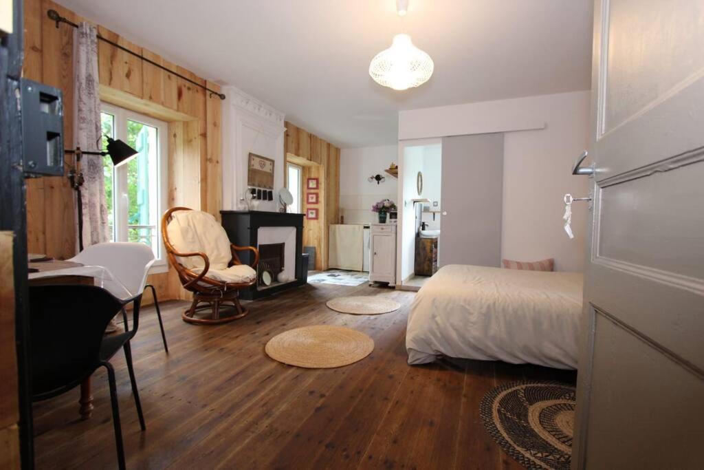 Апартаменти Charmant Studio Avec Jardin A La Campagne Sur Le Chemin De Saint Jacques De Compostelle Лозерт Екстер'єр фото